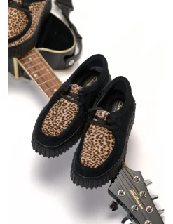 Outlet clarks Derby femme torhill bee imprimé léopard daim noir