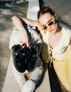 Sale dr martens Sandales Mixte Garin Cuir Noir