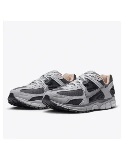 Clearance Nike Sneakers Femme Zoom Vomero 5 Noir/Gris